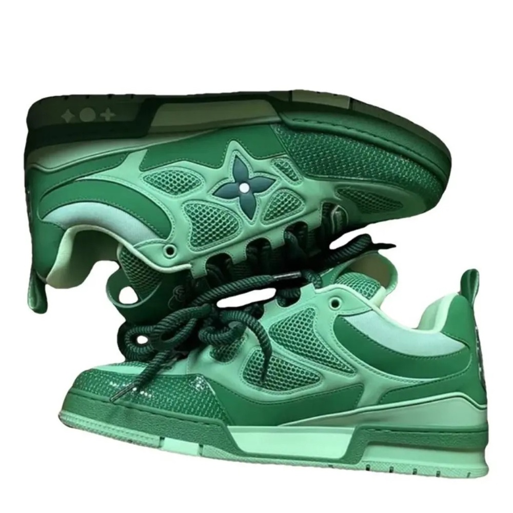 Authentic low trainers Louis Vuitton Green Sneakers